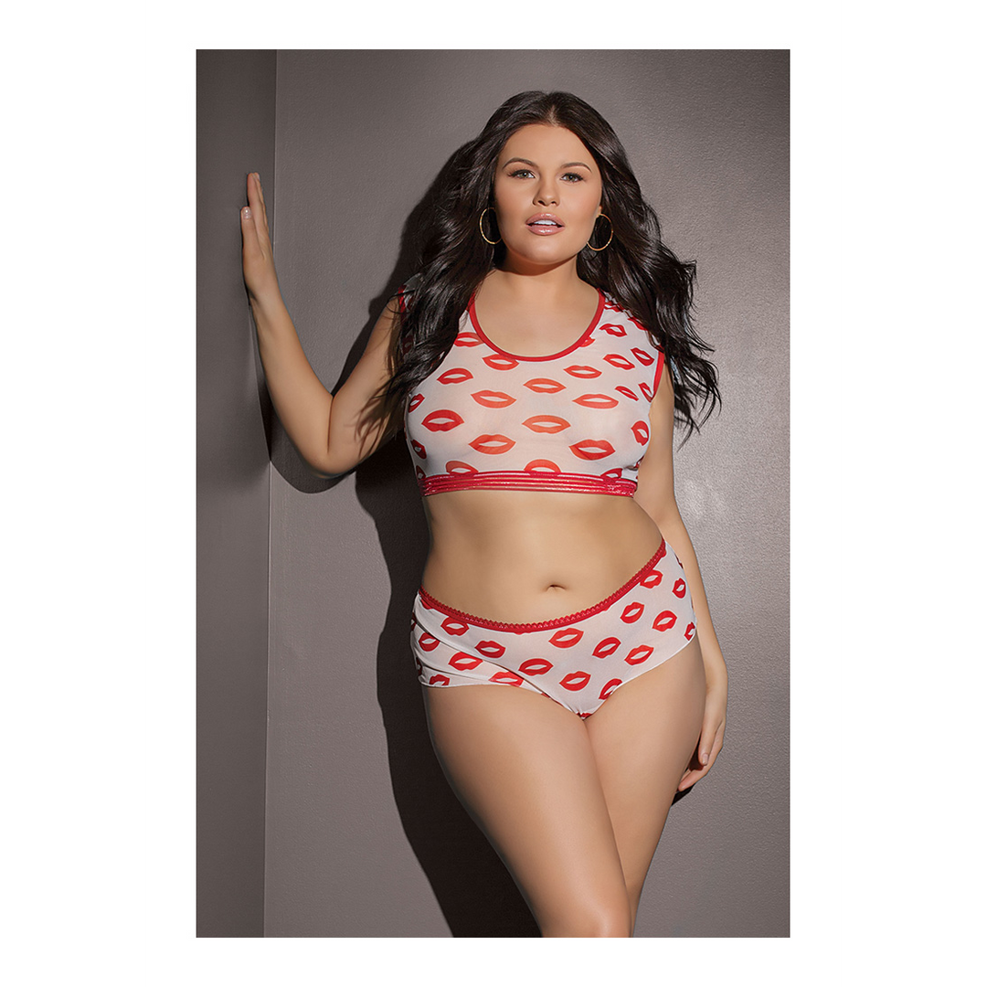 Crop Top and Shorts with Lip Print - Plus Size 3