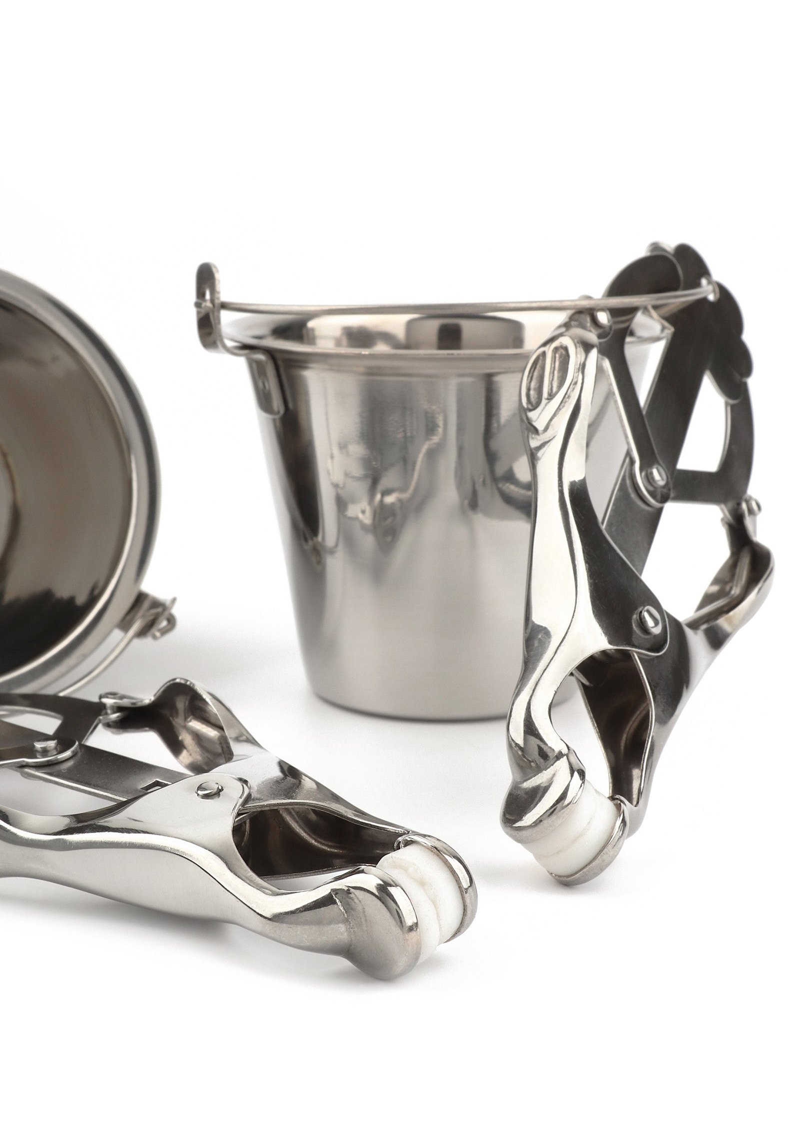 Nipple Clamps with Buckets 6