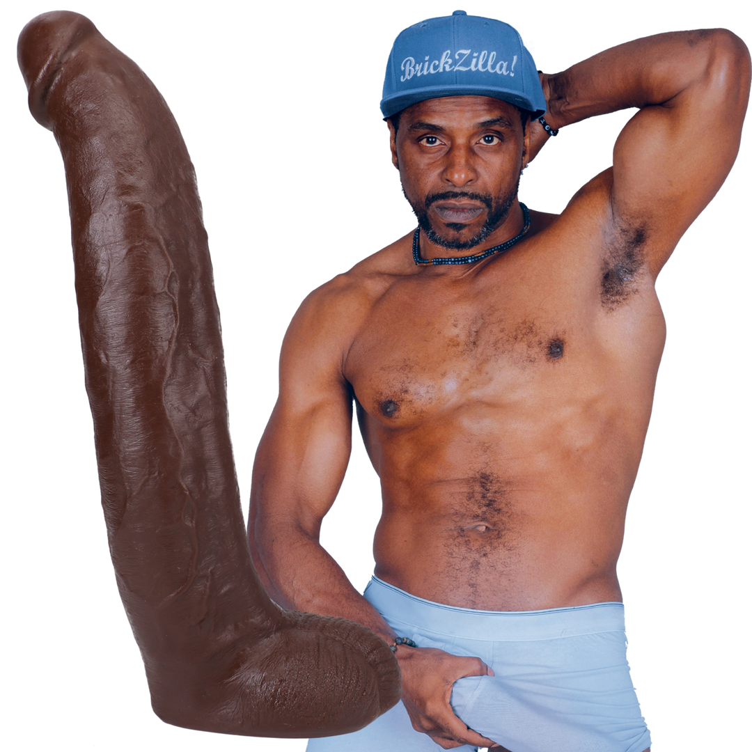 Brickzilla - Realistic ULTRASKYN Dildo - 13 / 33 cm - Chocolate