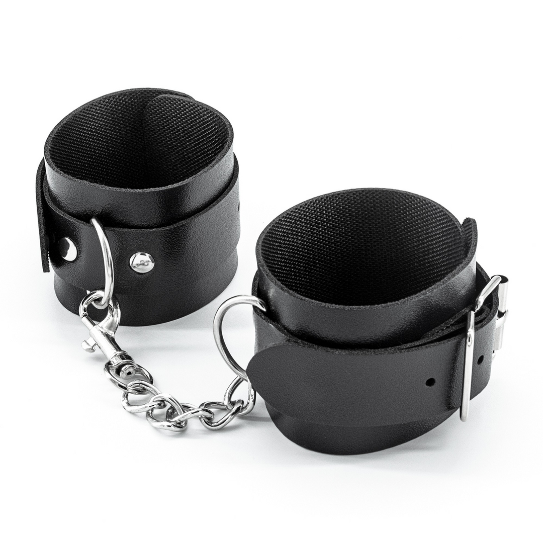 Punisher - 8 Piece Bondage Kit - Black 3