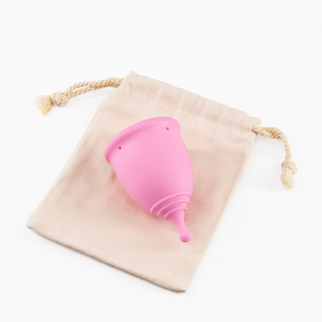 Minerva - Menstrual Cup with Pouch - XS - Pink 4