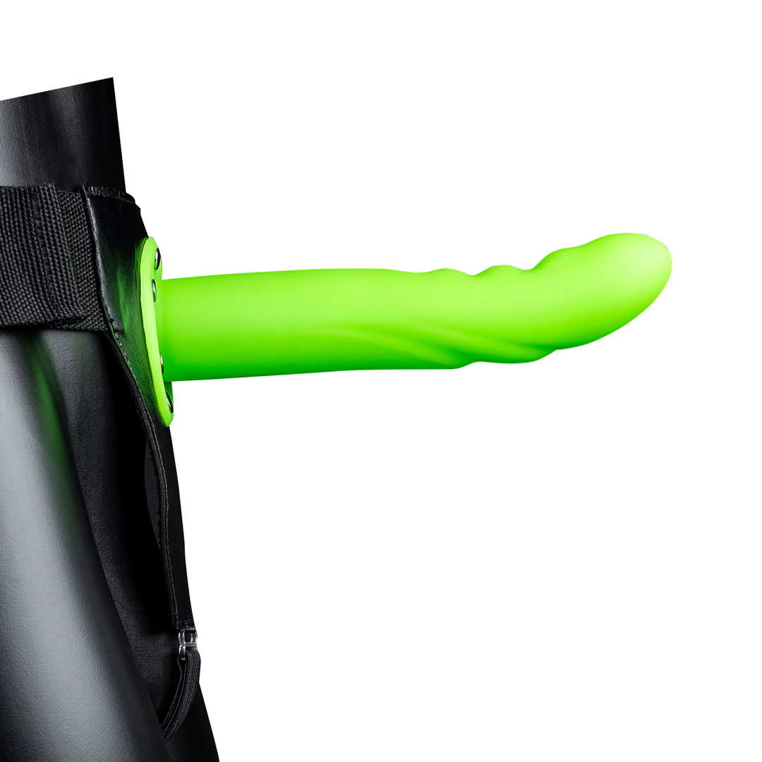 Glow in the Dark Textured Curved Hollow Strap-On - 8 / 20 cm - Neon Green 4