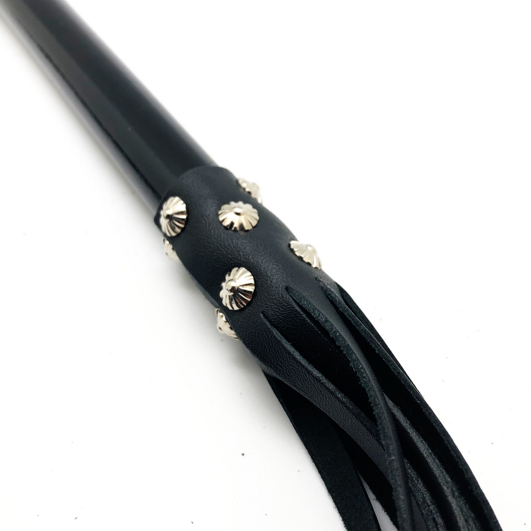 Wooden Martinet with Leather Strings - 78 cm - Black 2